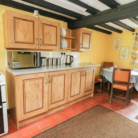 Caerau Farm House Llanidloes Exterior photo